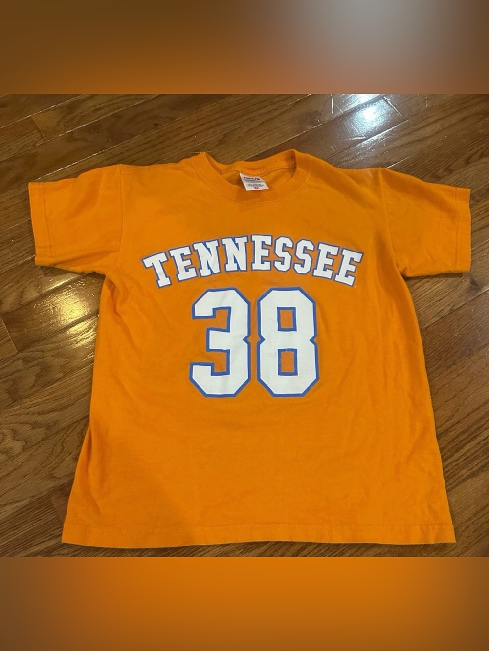 Tennessee Lady Volunteers women's basketball team orange anvil t-shirt youth med